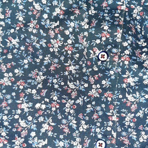 Shirt flower - Picture 3 of 3